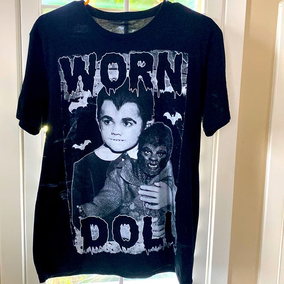 Mens WORN DOLL short sleeve tee. - Picture 1 of 4